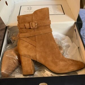 Nine West Women's Suede Tan Ankle Boots - Classic Block Heel